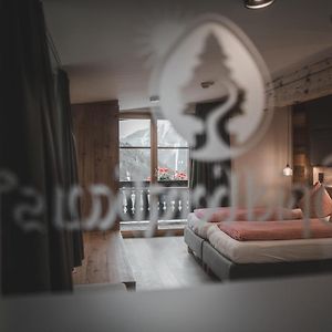 Kamer met een King Size Bed